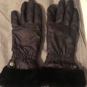 Ugg Gloves